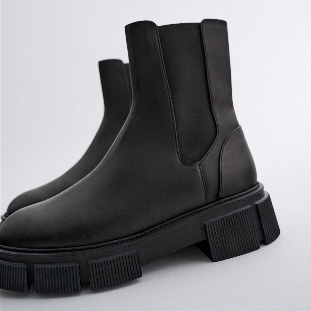 Zara lug sole low heel leather boots - BOTTEGA VENETA INSPIRED